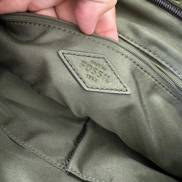 Fossil Camilla Large Olive Green Purse - Picture 5 of 6